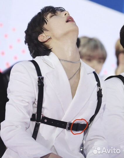 Пряжка с ремня Хенджина