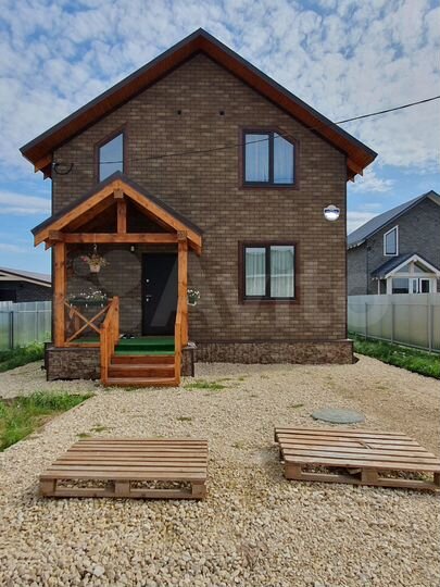 Дом 104 м² на участке 5 сот.