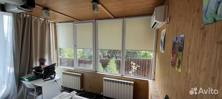 Жалюзи и рулонные шторы на окна