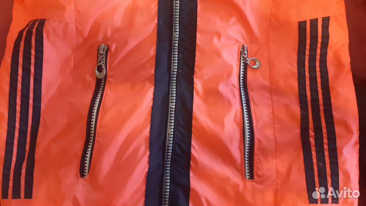 Ветровка женская