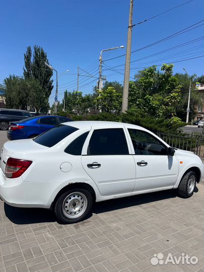 LADA Granta 1.6 МТ, 2016, 200 000 км