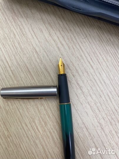 Перьевая ручка parker