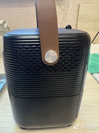 Проектор с динамиком