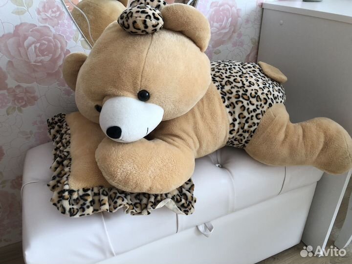 Большая мягкая игрушка мишка