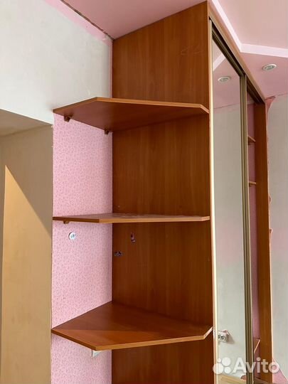 Шкаф купе с зеркалом