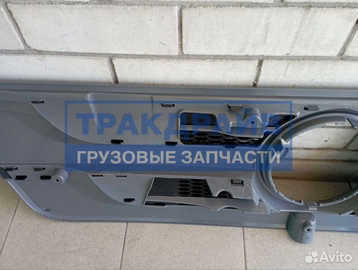 Решетка радиатора Мерседес Атего