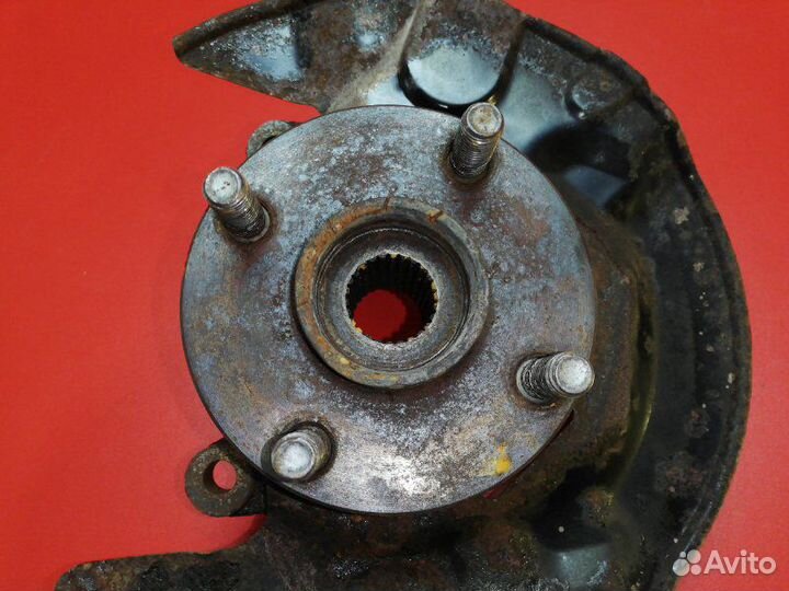 Поворотный кулак передний левый Lifan Solano 620