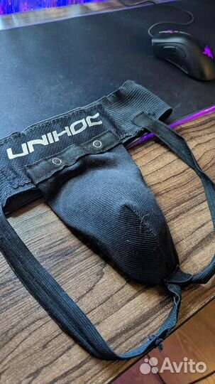 Ракушка хоккейная взрослая unihoc