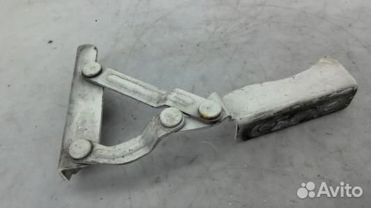 Петля капота LDV maxus (75P37D502)