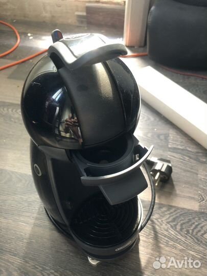 Капсульная кофемашина dolce gusto DeLonghi