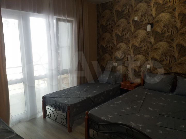 Комната 14 м² в 5-к., 1/2 эт.