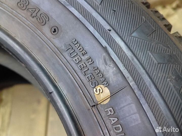 Bridgestone Blizzak VRX 185/60 R15 84S