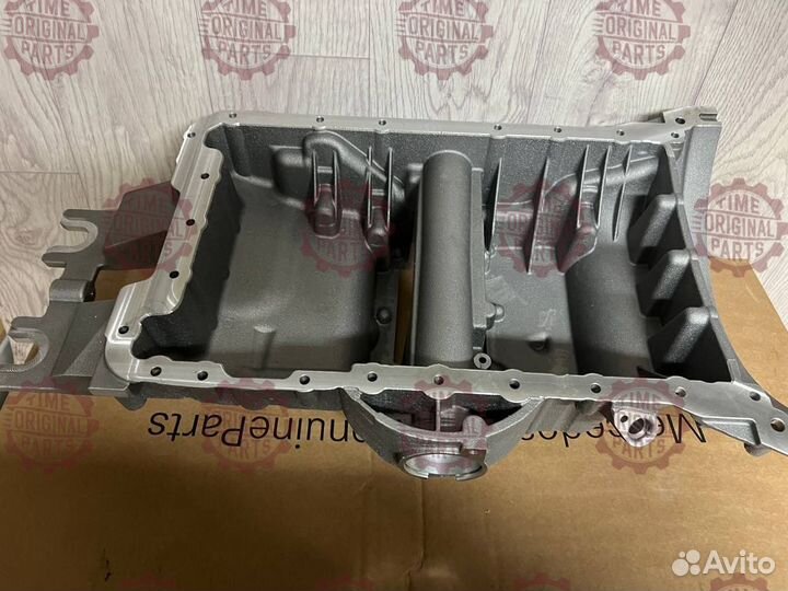 Поддон двигателя Mercedes M642 A6420102210