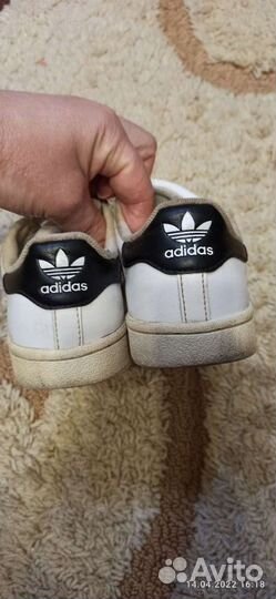 Кроссовки adidas