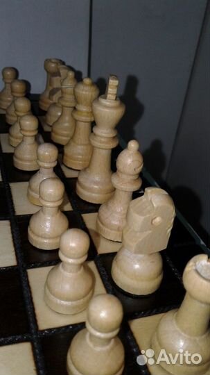 Шахматы ручной работы из дерева