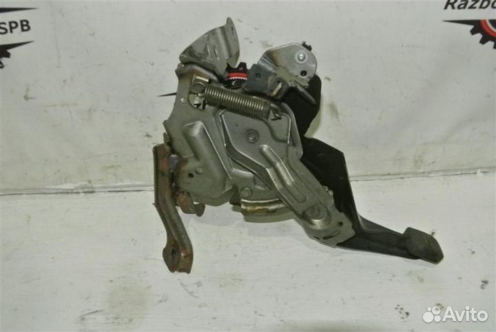 Рычаг стояночного тормоза Infiniti FX30d S51