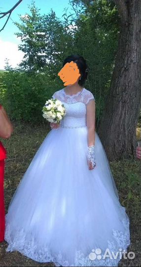 Свадебное платье