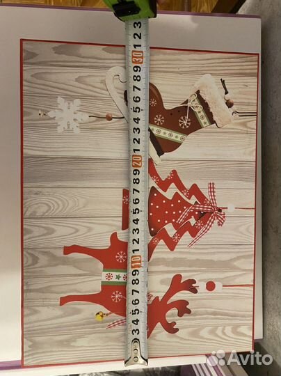 Новогодняя подарочная коробка