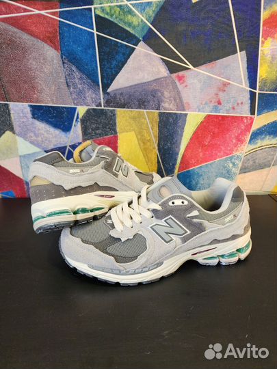 Кроссовки New Balance 2002R