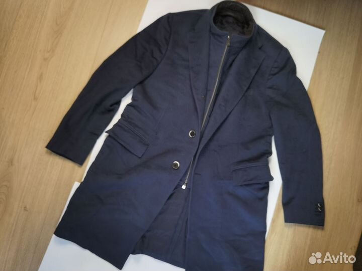 Пальто Corneliani ID. 54-56 размер. Италия