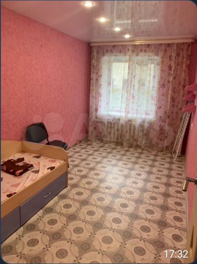 2-к. квартира, 48 м², 1/9 эт.