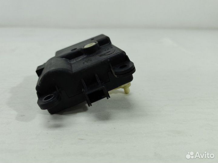 Сервопривод заслонок печки Nissan Bluebird Sylphy