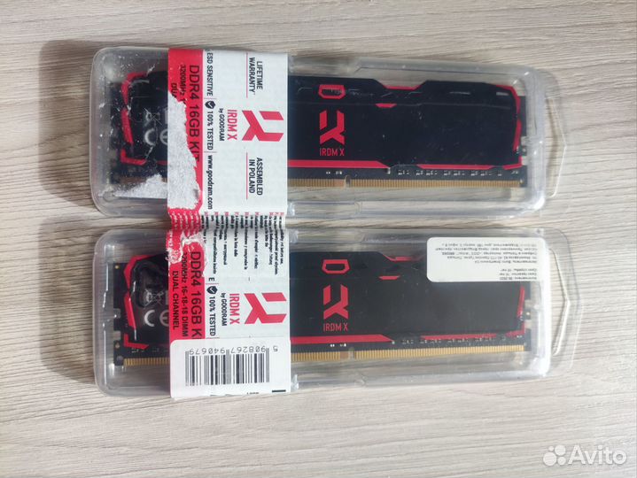 Оперативная память goodram irdm X ddr4 16gb 3200