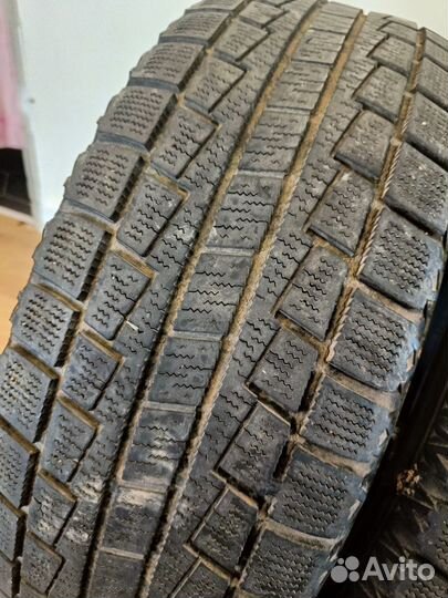 Hankook Winter I'Cept LV RW12 205/65 R15