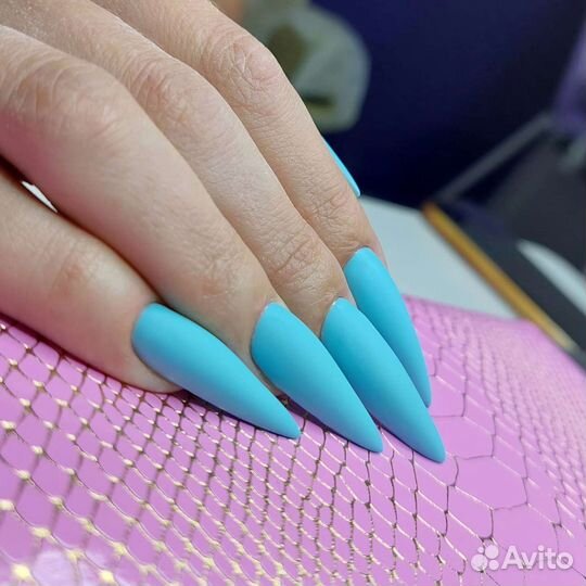 Маникюр, педикюр, наращивание ногтей