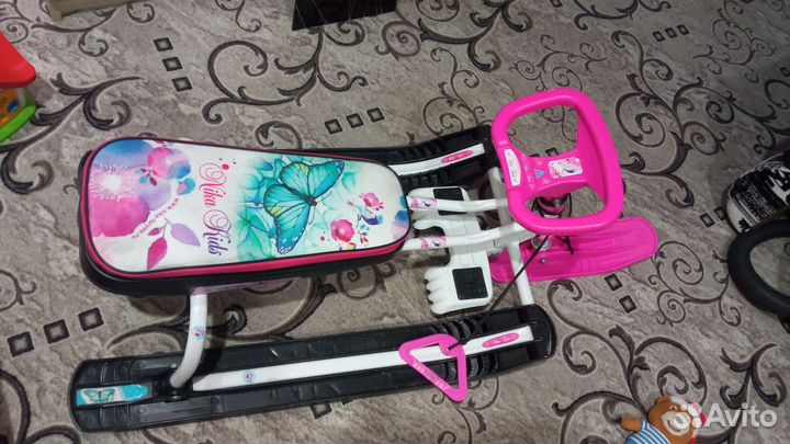 Детский снегокат с ручкой