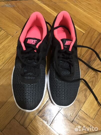 Кроссовки nike