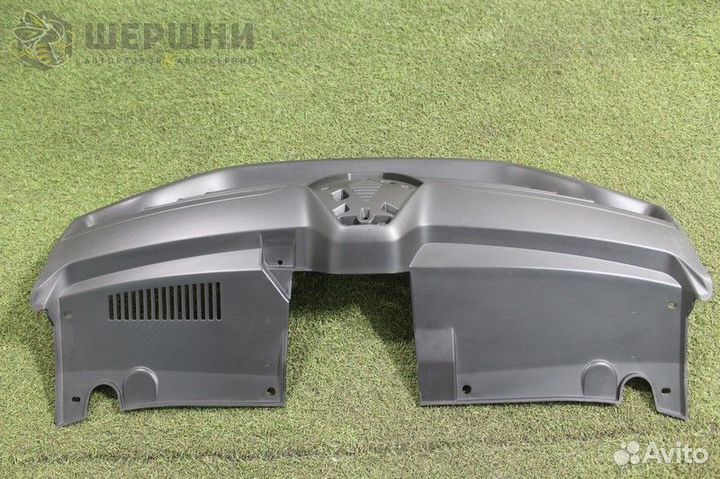 Решетка радиатора Renault Logan/Sandero 14-18 (62