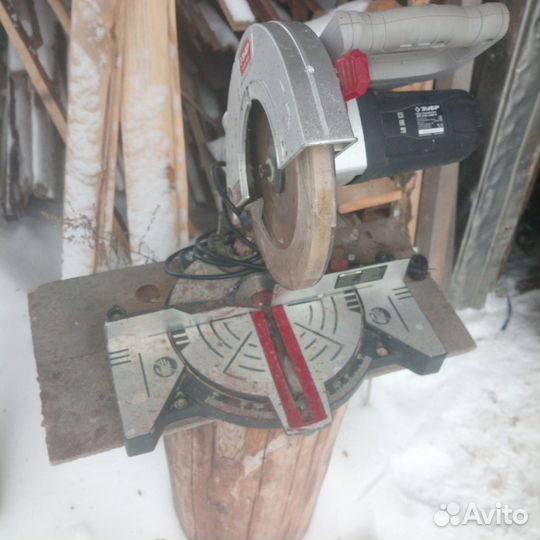 Торцовочная пила зубр б/у