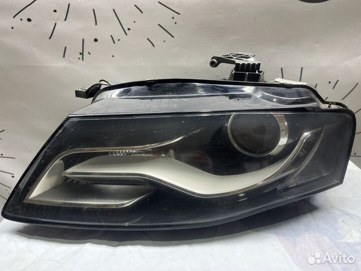 Фара левая Audi A4