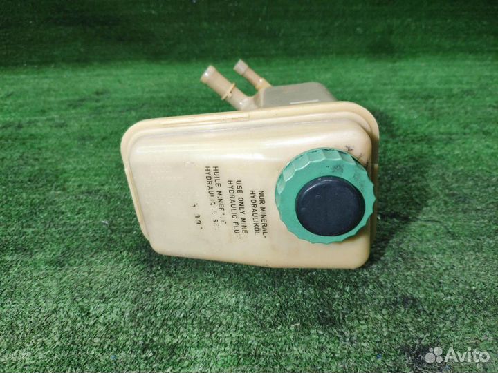 Бачок гур гидроусилителя руля Audi A6 C4