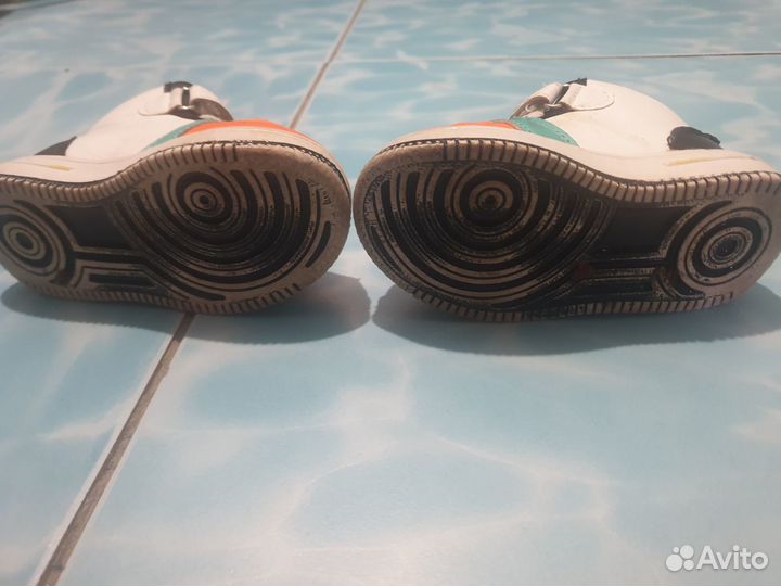 Кроссовки для девочки 22 размер