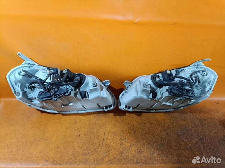 Фары Toyota Mark 2 gx110