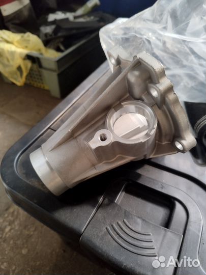 Крышка раздаточной коробки greet wall