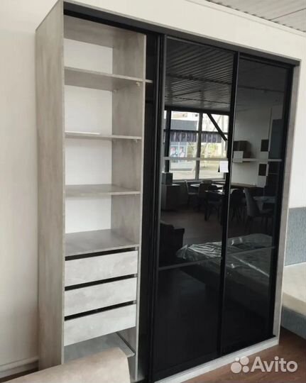 Мебель на заказ / Шкафы, прихожие, гардеробные