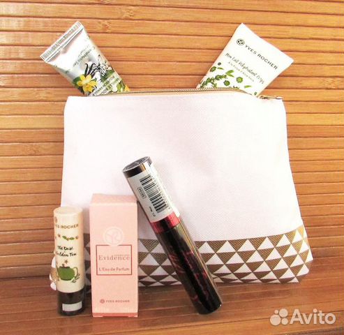 Косметички Ив Роше