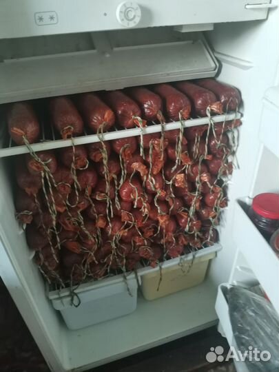 Домашняя колбаса копченая