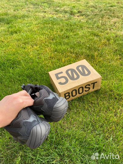 Кроссовки adidas Yeezy Boost 500 black