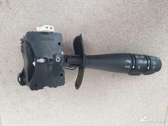 Renault Kangoo.Рено Канго.Переключатель поворотов