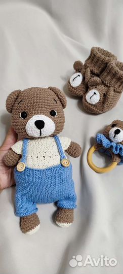 Вязаный набор- медвежонок на выписку