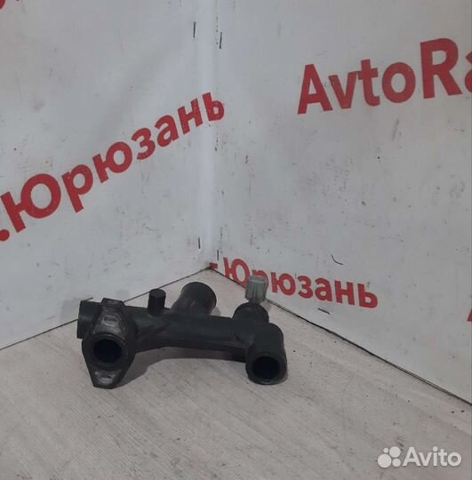 Тройник охлаждения Ford Maverick