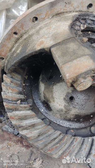 Редуктор, дифференциал моста газ-66 (66-2402010)