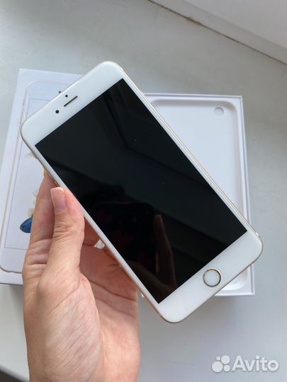 Телефон iPhone 6s plus