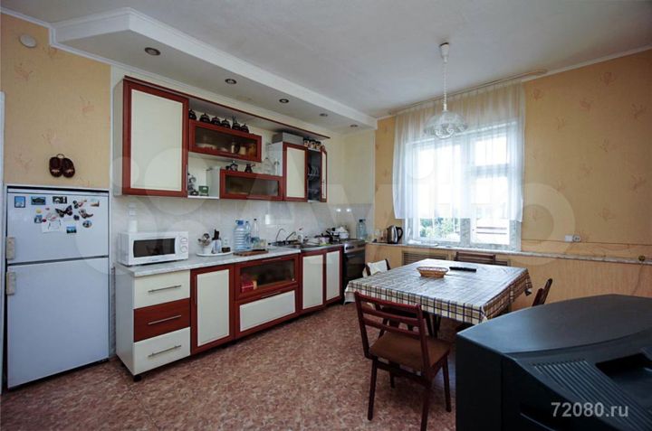 4-к. квартира, 116 м², 2/2 эт.