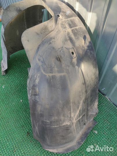 Подкрылок передний правый Peugeot 308 (4E) 2008