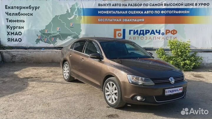 Турбокомпрессор (турбина) Volkswagen Jetta (A6) 03